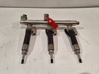 Купити Форсунки молдинг упорскування 166000786r renault austral 1.2 e-tech, фото thumb