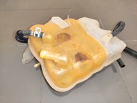 фото thumb №11, Jeep cherokee liberty kk 2.8crd nitro бак расширительный оригинал