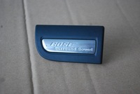 фото thumb №1, Заглушка емблема правий bose audi a8 d3 4e0867062