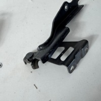 Петли капота левое  правый  комплект mazda 6 gh оригинальный номер оригинал ghp9 Киев, фото thumb