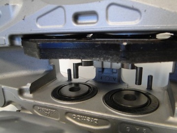 фото thumb №10, Mercedes супорт переднє гальмівний правий лівий cla 118 a клас 177 35 amg