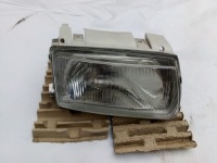 фото thumb №2, Peugeot partner 2008 - лампа передня права nowa
