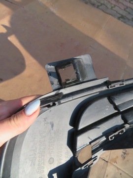 фото thumb №12, Решётка бампера перед левая peugeot 308 ii