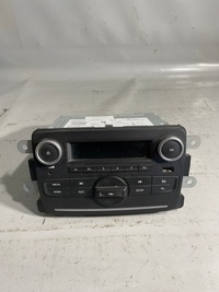 фото thumb №1, Радио dacia duster ii usb bluetooth 281156181r bez код