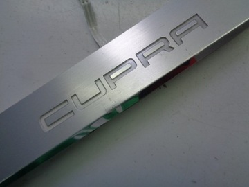 фото thumb №3, Планка пороговая правый перед led cupra formentor