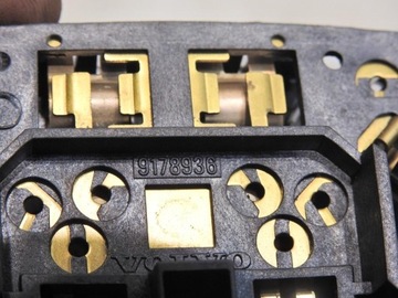 фото thumb №8, Лампа освещение потолок зад volvo xc90 i 9178936