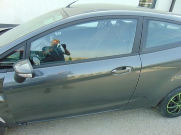 фото thumb №1, Двері ліві ford fiesta mk7 рестайлінг 3 двері qf оригінал.