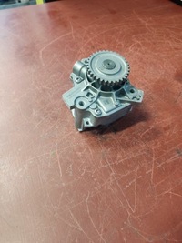 фото thumb №1, Насос масла mercedes-benz a2521800300