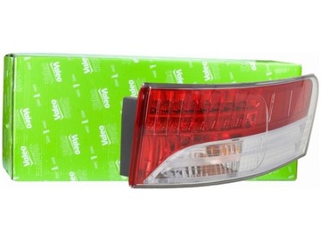 фото thumb №1, Лампа зад права valeo 043963