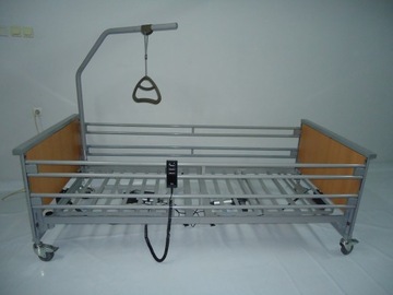 Реабилитационная кровать Invacare Etude 90 см x 200 см + НОВЫЙ МАТРАС