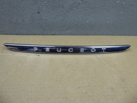 фото thumb №1, Молдинг крышки задняя хром peugeot 208