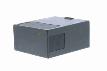 фото thumb №10, Реле насоса топливной vemo v30-71-0026