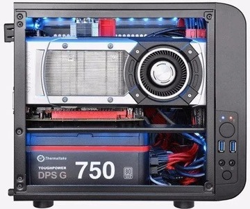 Thermaltake Core V1 черный
