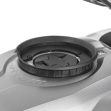 КРЕПЛЕНИЕ БАКОВОГО ЗАМКА KAPPA KAWASAKI ER-6N,ER-6F,VERS