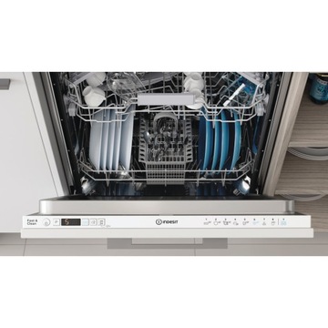 Zmywarka do zabudowy INDESIT D2I HD524 A 14 kpl