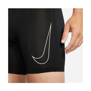 Шорты Nike Cool Compression 6 дюймов DD1917-010 XL (188 см)
