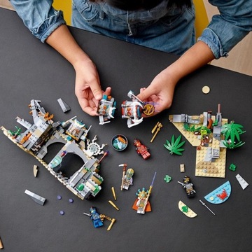LEGO Ninjago Деревня стражей 71747