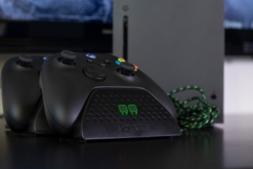 Зарядная станция Док-станция CHARGER Pad XBOX SERIES X ONE Аккумуляторы
