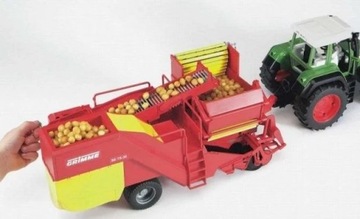 Картофелеуборочный комбайн Bruder 02130 Grimme