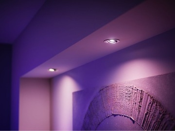 Лампа Philips HUE GU10 RGB Ambiance, отражатель