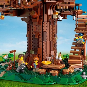 LEGO Ideas 21318 Domek na drzewie