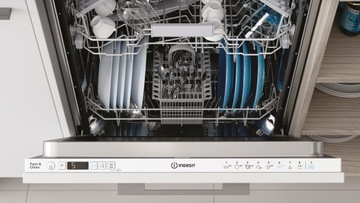 Zmywarka do zabudowy INDESIT D2I HD524 A 14 kpl