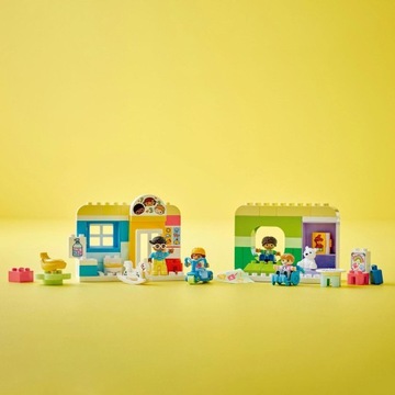 LEGO DUPLO Один день из жизни в детском саду (10992)
