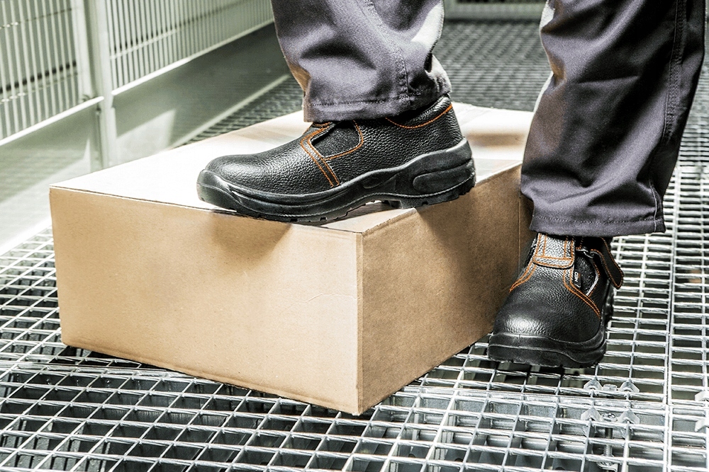 SANDAŁY BUTY PÓŁBUTY ROBOCZE S1 NEO 82-077 r. 46