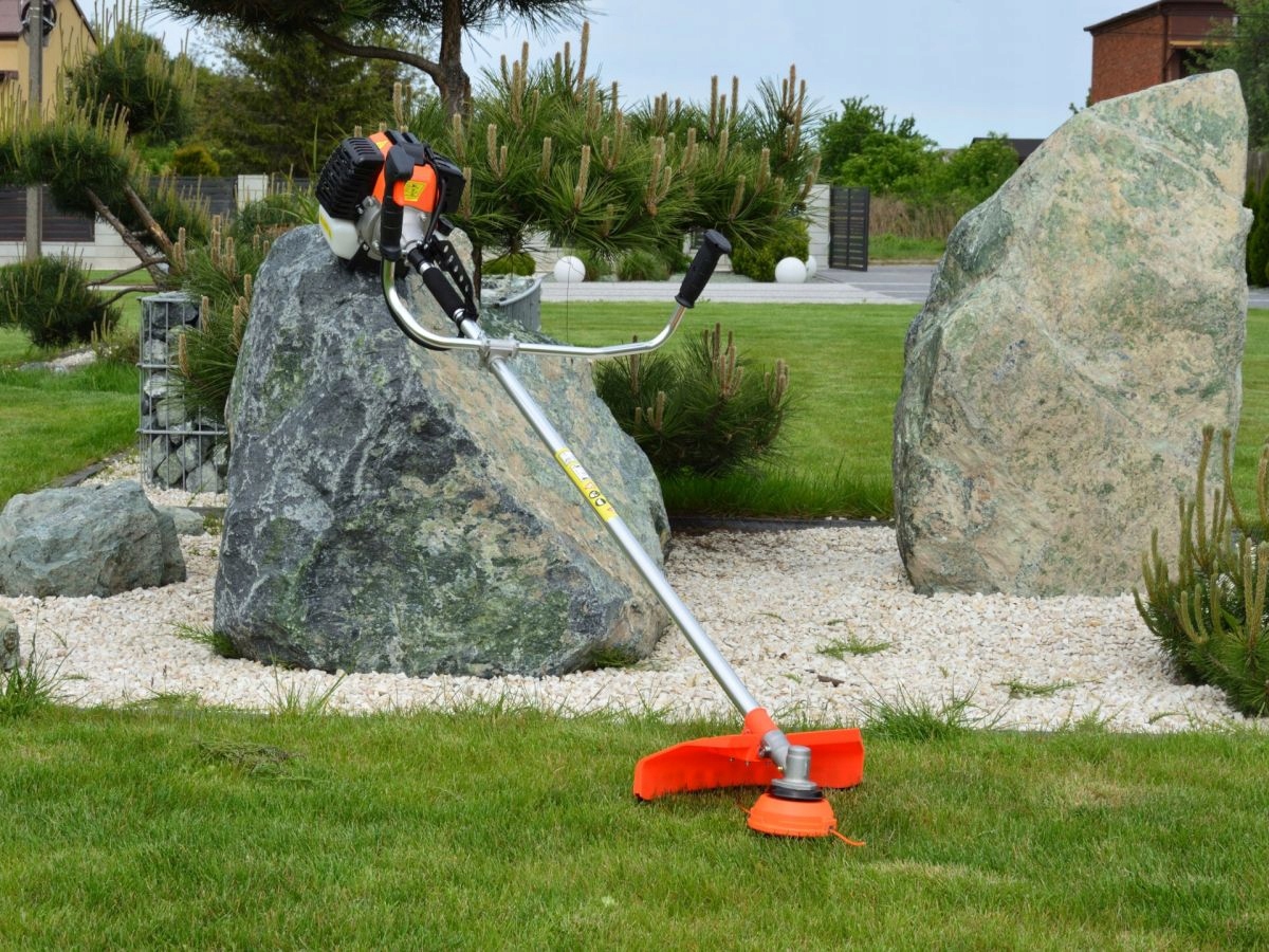 GEKO KOSA PODKASZARKA SPALINOWA GAZELA G81062