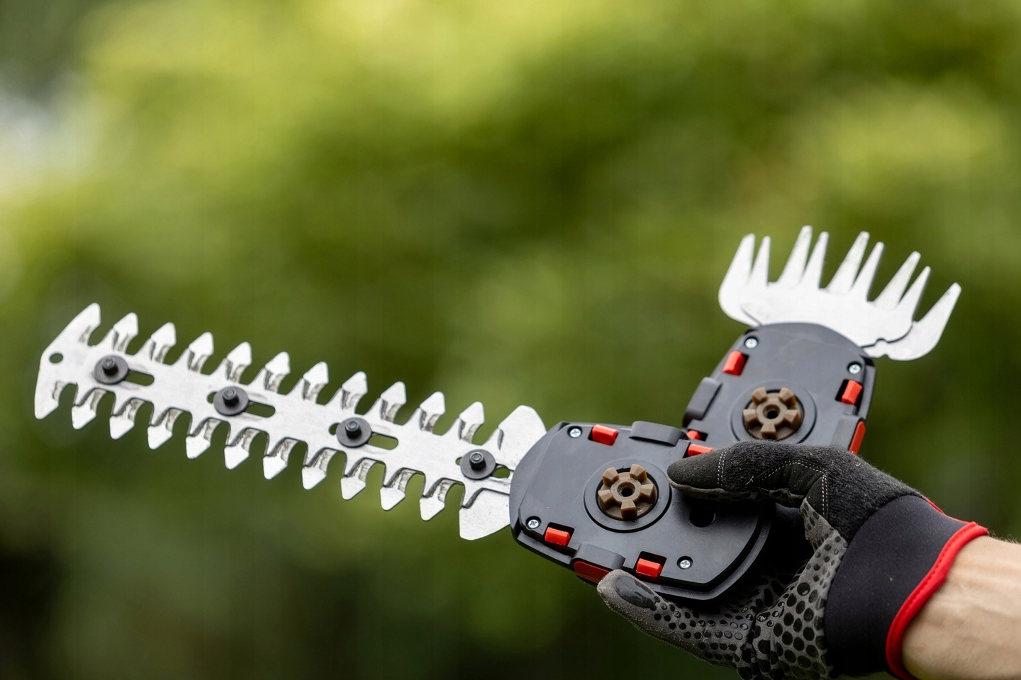 NOŻYCE ELEKTRYCZNE AKUMULATOROWE DO TRAWY KRZEWÓW ŻYWOPŁOTU YATO 18V