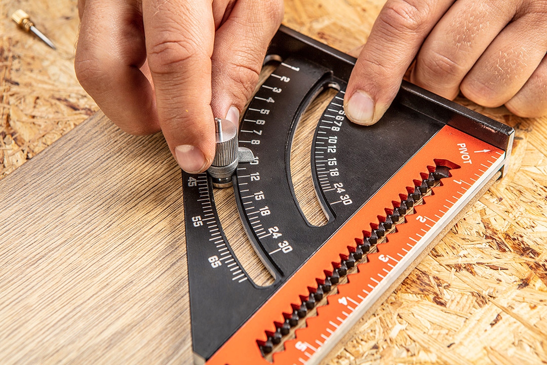 NEO TOOLS KĄTOWNIK ALUMINIOWY EKIERKA BUDOWLANA ZE STOPKĄ 185X 317mm 72-105