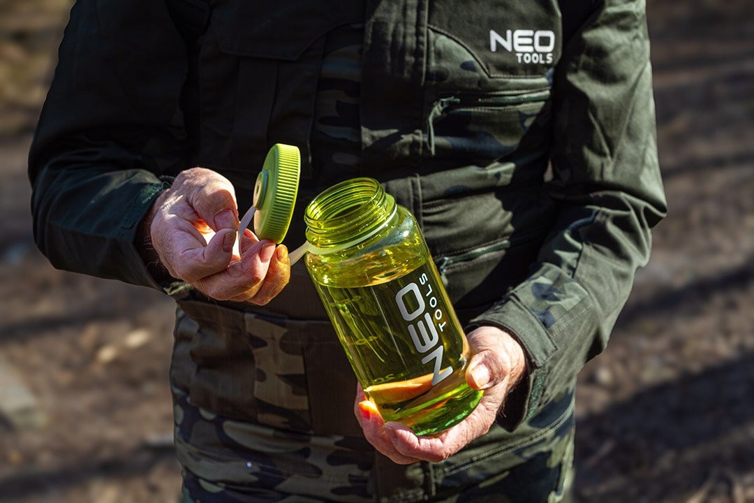 NEO TOOLS BUTELKA NA WODĘ 800 ML TRITAN BPA FREE PODZIAŁKA W ML 63-167