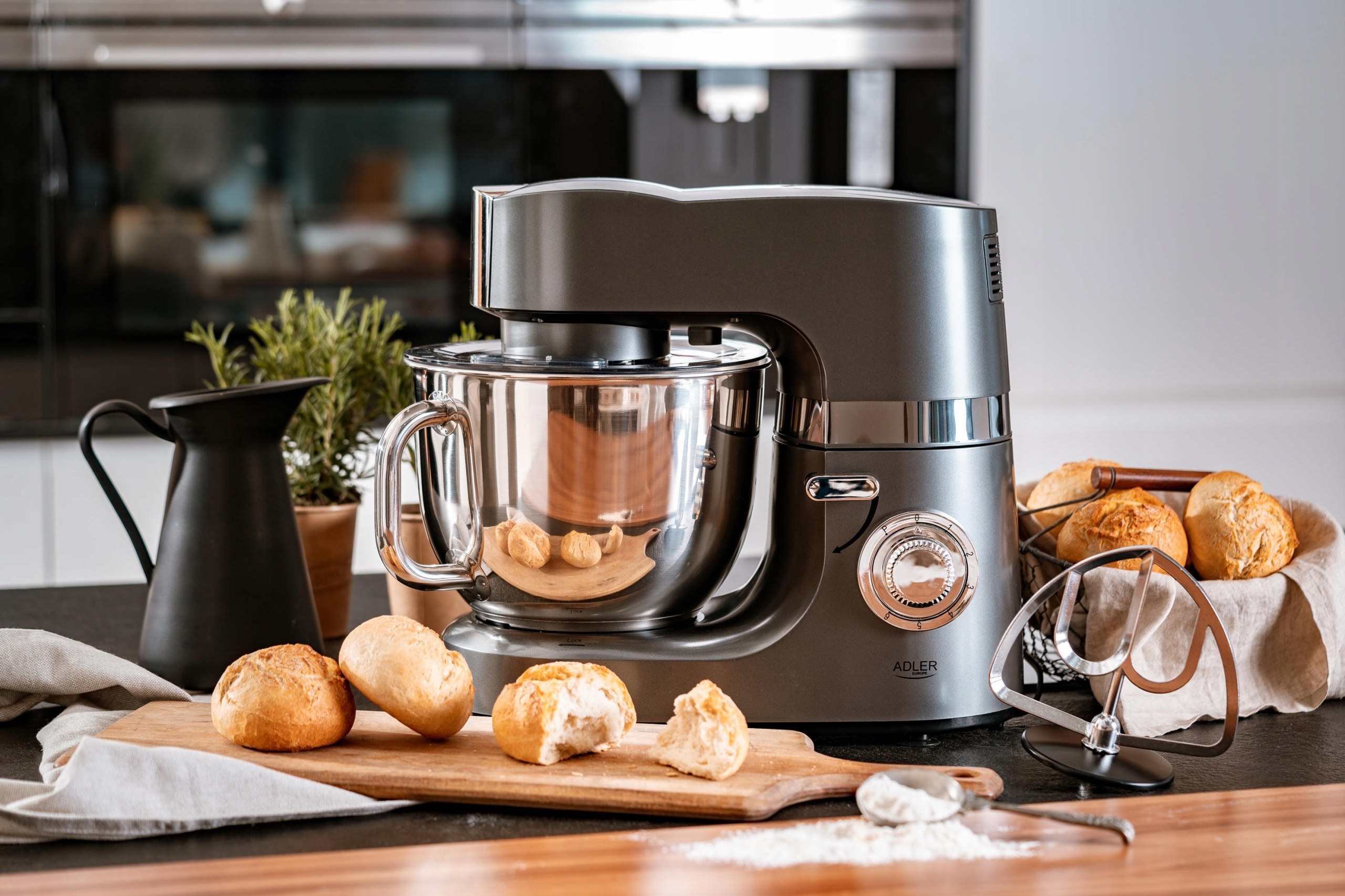 ADLER ROBOT KUCHENNY PLANETARNY MIKSER 2200W DUŻA MISA 7L XXL MASZYNKA 4221