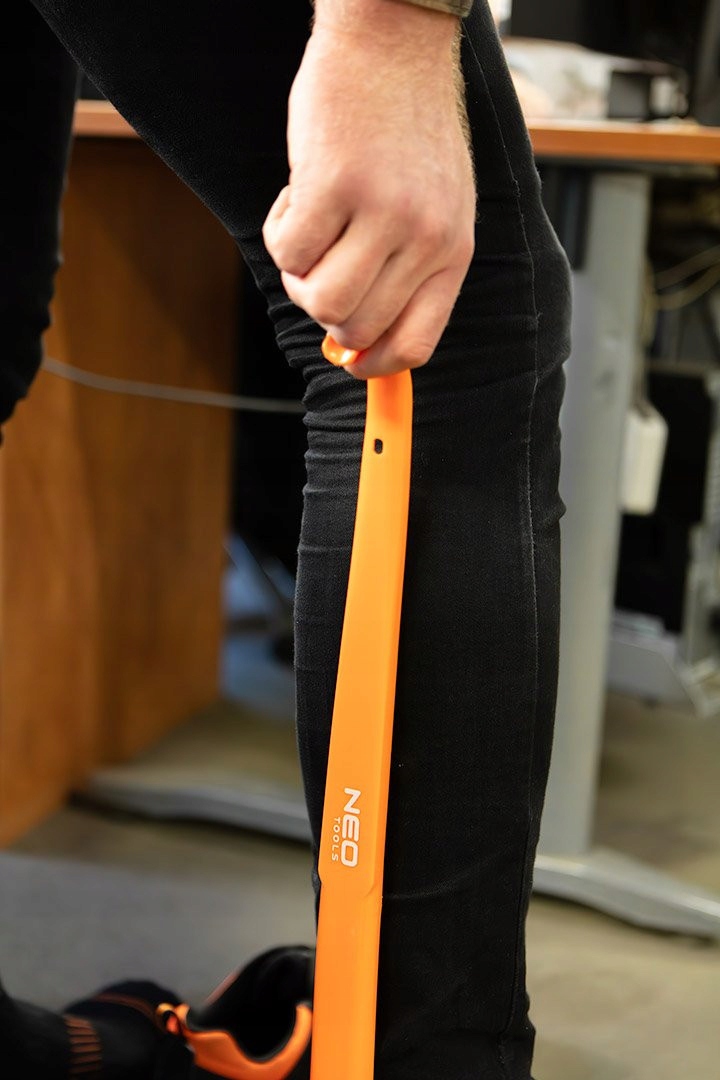 NEO LEKKA ŁYŻKA DO BUTÓW Z WYTRZYMAŁEGO TWORZYWA SZTUCZNEGO 59CM GD035