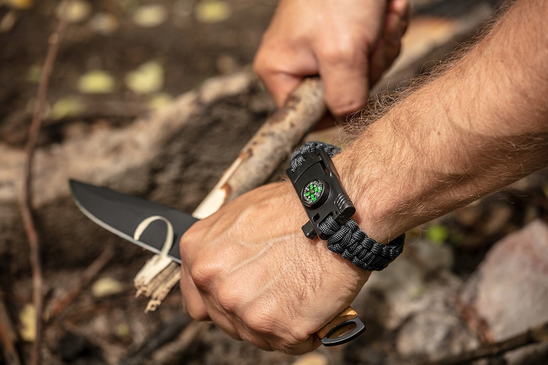 NEO ZESTAW KOMPLET NARZĘDZI SURVIVALOWYCH NÓŻ LATARKA BRANSOLETKA 63-033