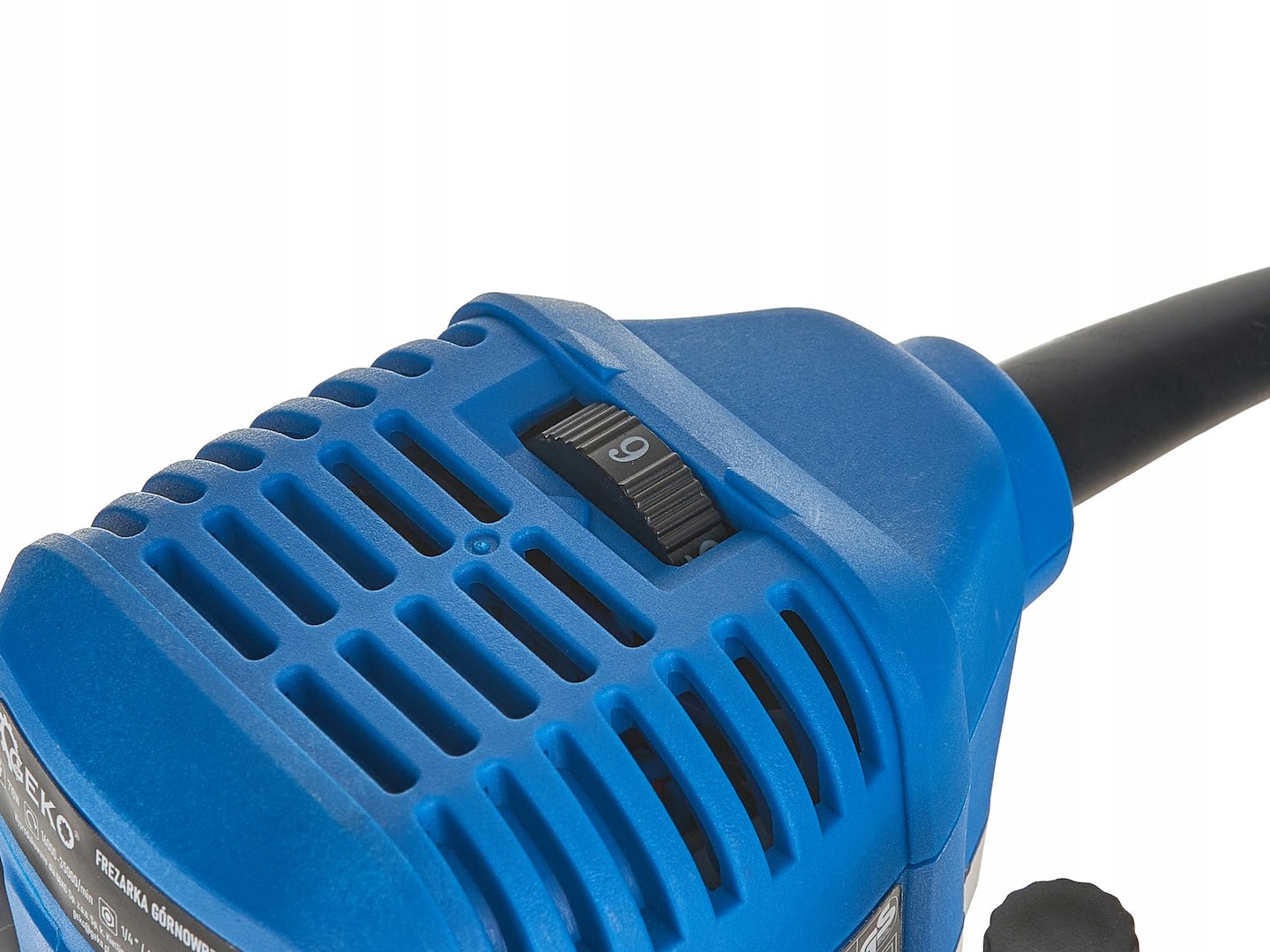 FREZARKA GÓRNOWRZECIONOWA KRAWĘDZIOWA 710W WYCINARKA 6/8mm REGULACJA + 12F
