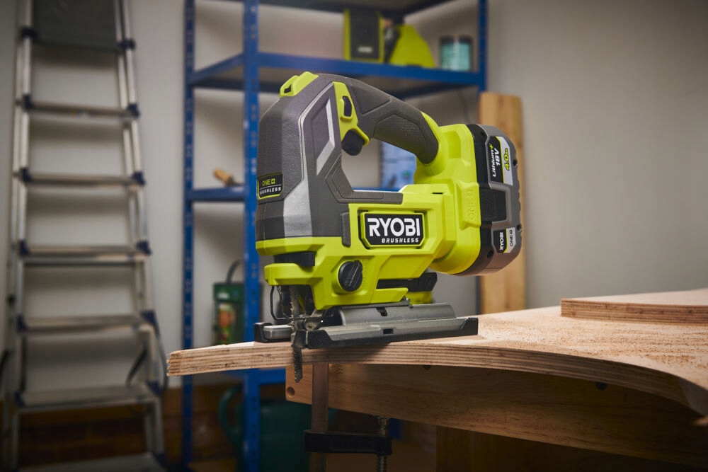 RYOBI WYRZYNARKA BEZSZCZOTKOWA AKUMULATOROWA 18V ONE+ RJS18BL-0