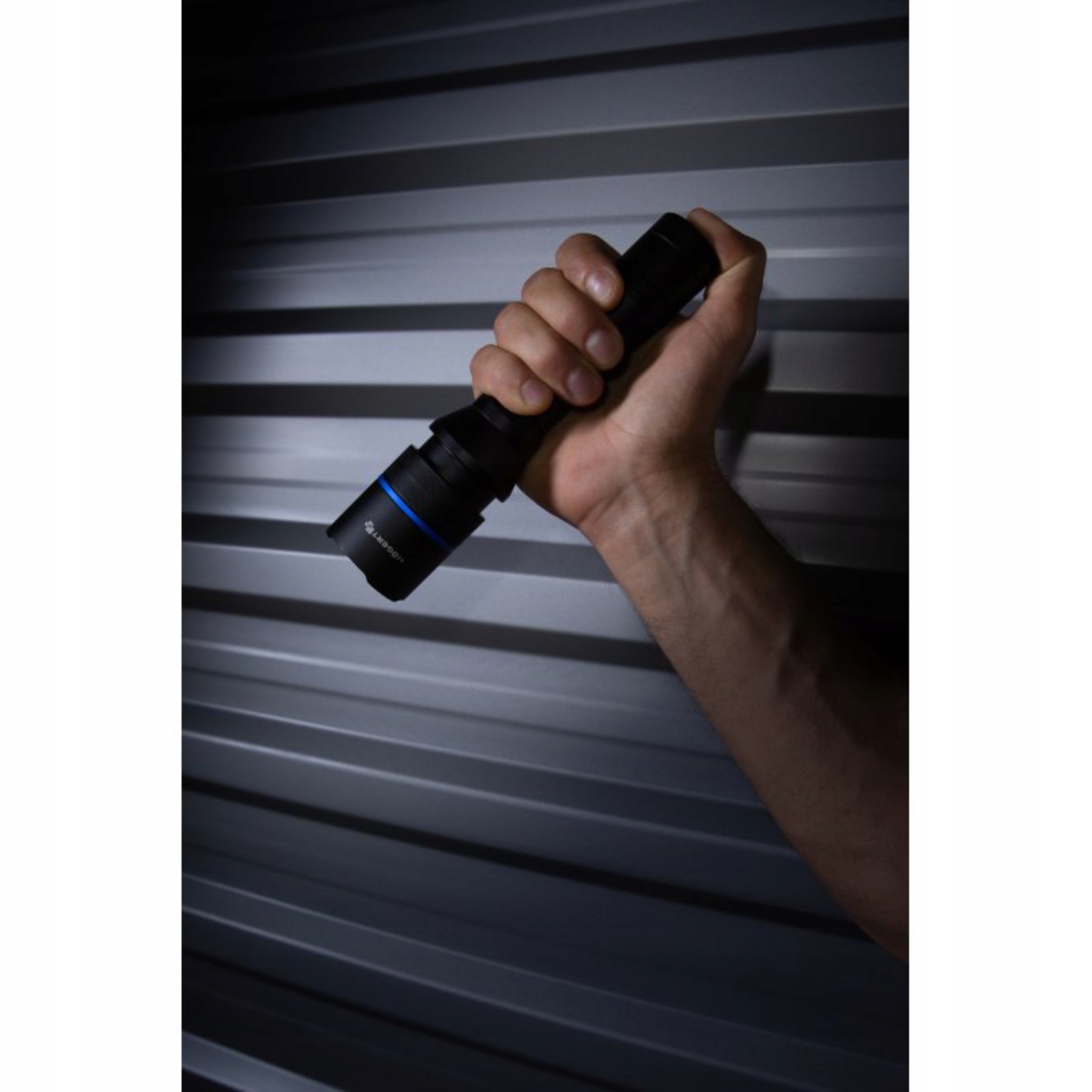 HOEGERT LATARKA 500 LM LED IPX7 FUNKCJA ZOOM HT1E413