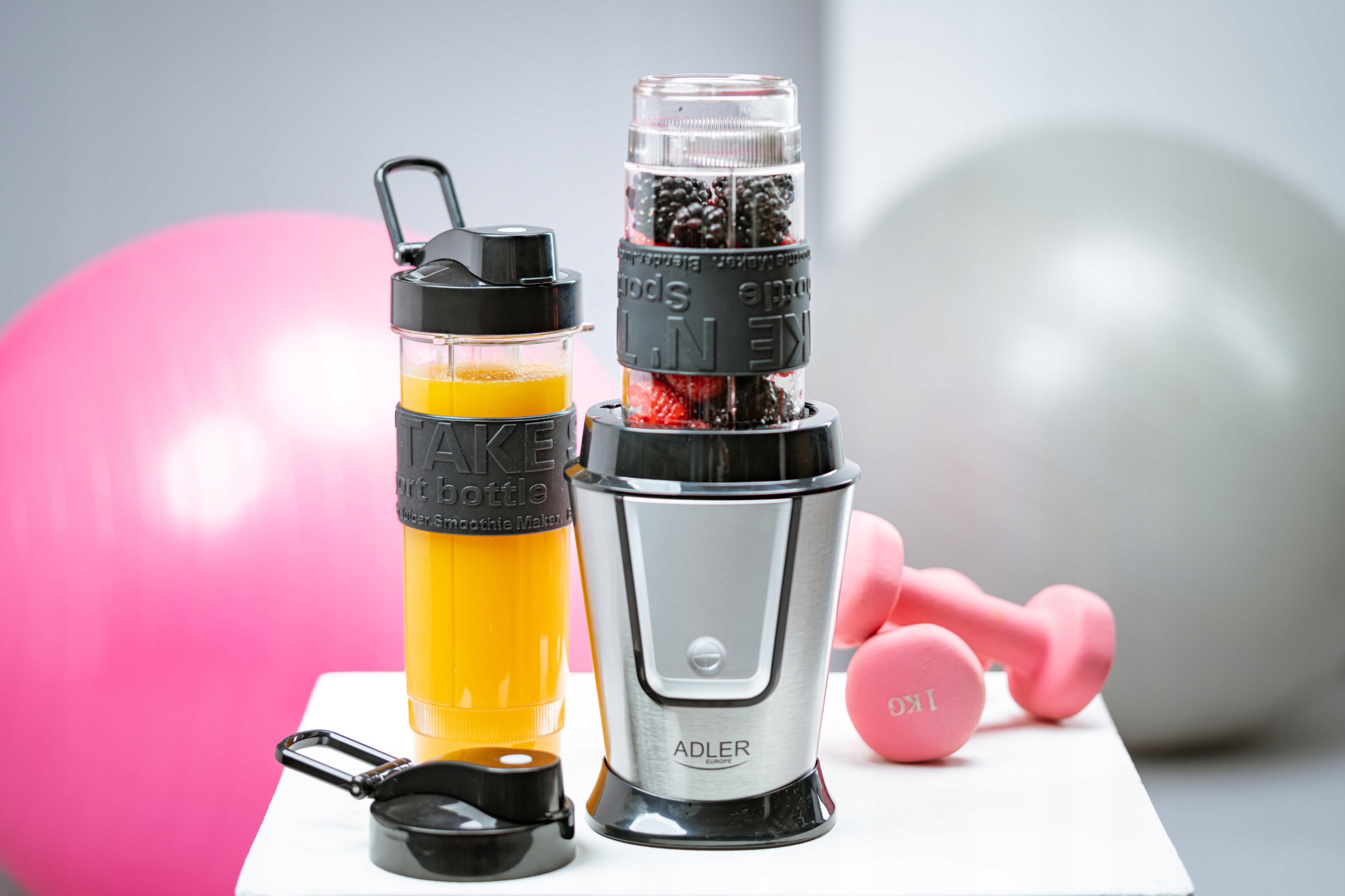 ADLER BLENDER PERSONALNY KIELICHOWY 2 BIDONY + WKŁAD CHŁODZĄCY 800W CZARNY