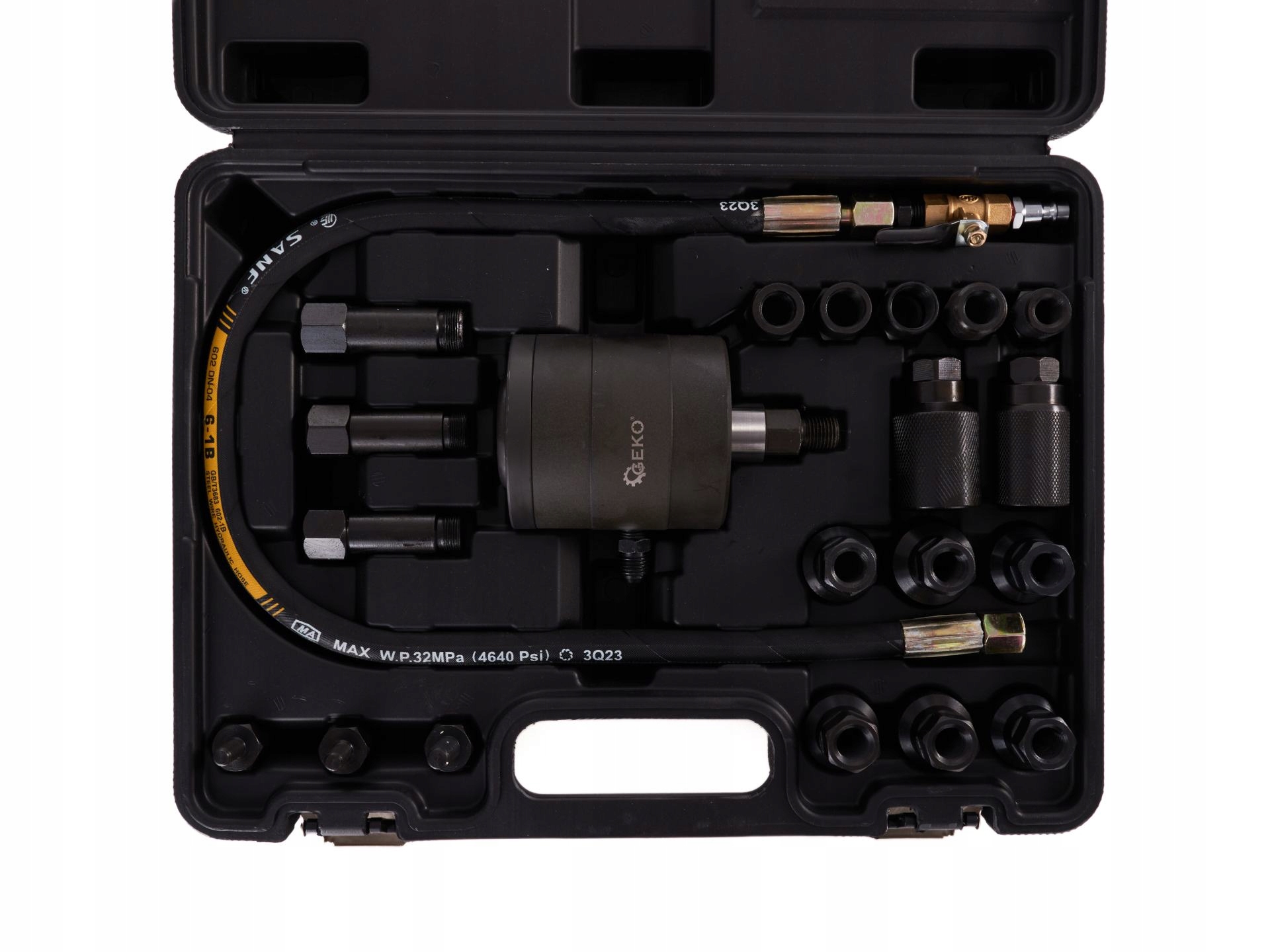 ŚCIĄGACZ PNEUMATYCZNY DO WTRYSKIWACZY ZESTAW ADAPTERY WALIZKA G02654