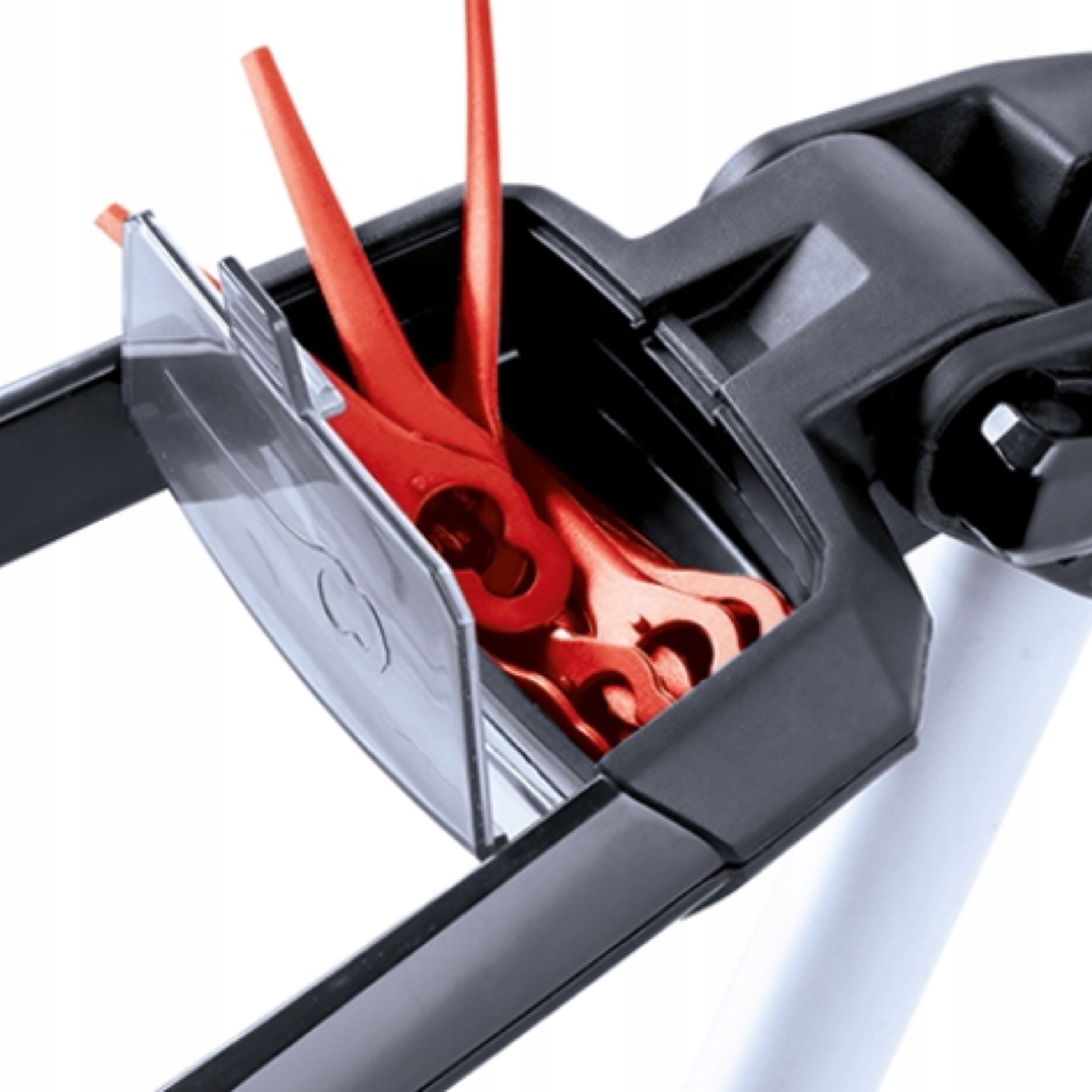 EINHELL PODKASZARKA KOSA 24cm AKUMULATOROWA 18V +NOŻE 20el GE-CT 18 LiSolo