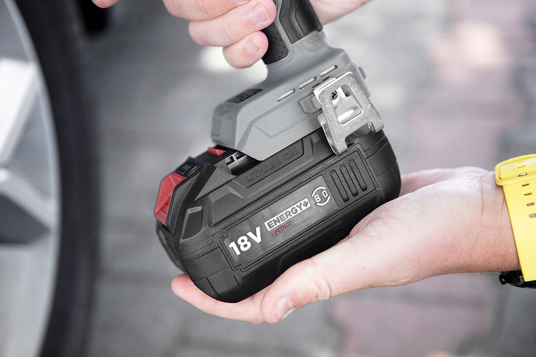 AKUMULATOR BATERIA ENERGY+ 18V LI-ION 8Ah BOOST UP DO GRAPHITE NEO 58GE152