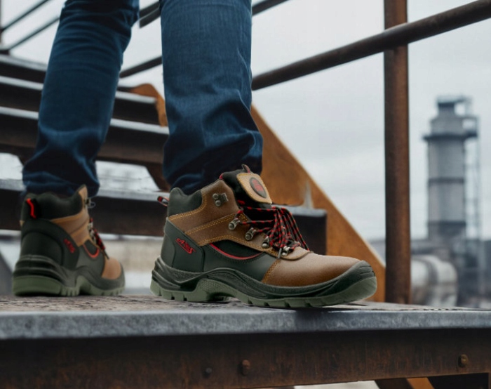 Buty robocze męskie TRZEWIKI ROBOCZE SKÓRZANE z METALOWYM NOSKIEM BHP S1 40