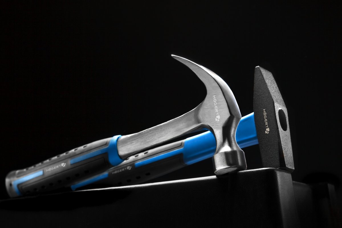 HOGERT MŁOTEK ŚLUSARSKI Z TRZONEM Z WŁÓKNA SZKLANEGO 1000G 1KG HT3B029