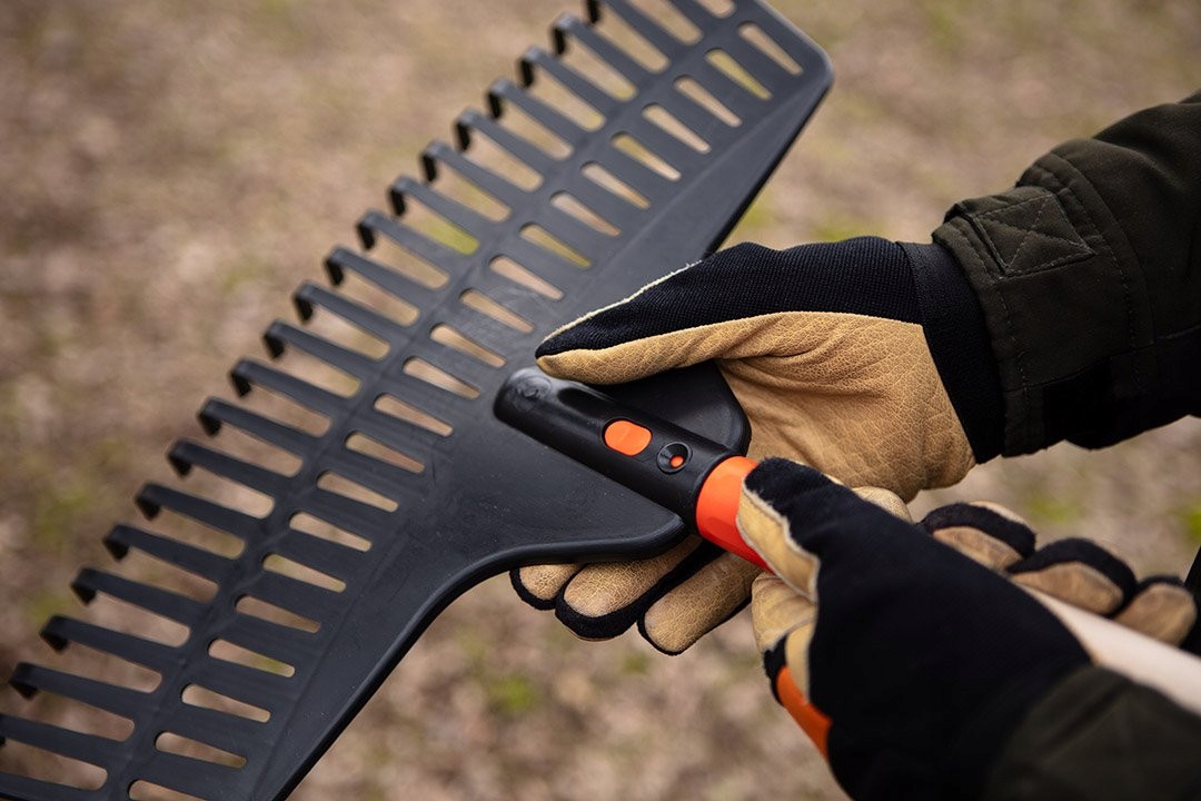 VERTO GRABIE OGRODOWE LIŚCI SIANA CZARNE 460MM PAZURKI BEZ TRZONKA 15G086