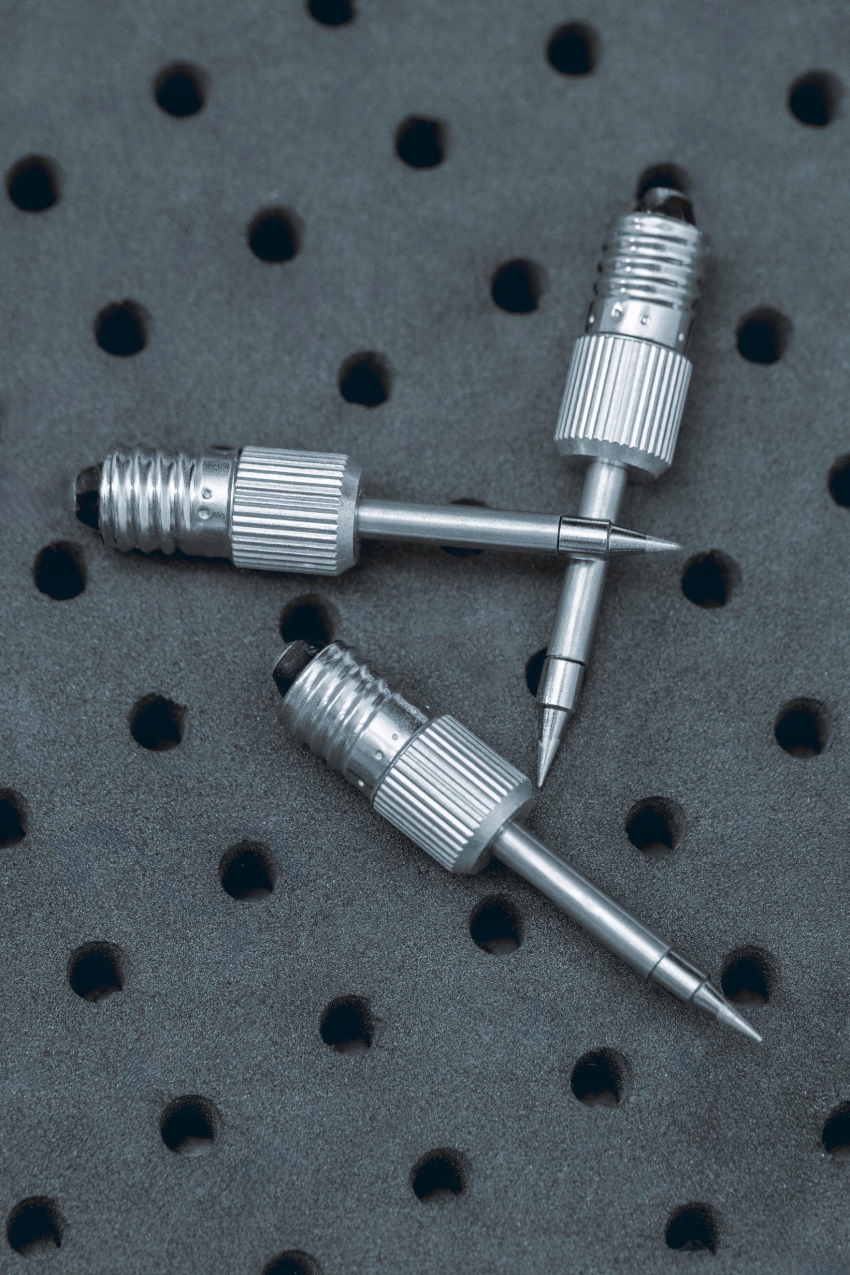 HOGERT ZESTAW GROTÓW DO LUTOWNICY AKUMULATOROWEJ 3szt UCHWYT E10 HT2C340