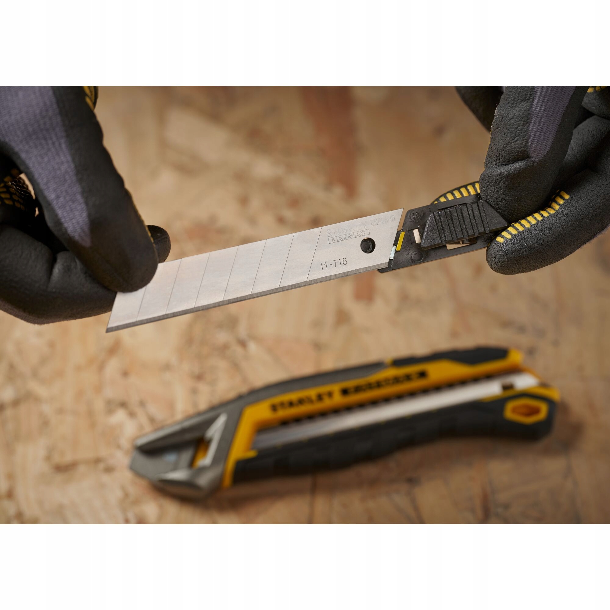 STANLEY ZESTAW OSTRZA ŁAMANE FatMax 18 mm 50 SZTUK 3-11-718 KOMPLET
