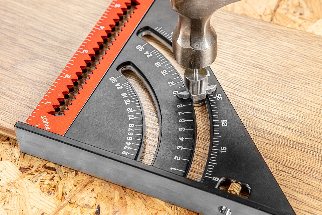 NEO TOOLS KĄTOWNIK ALUMINIOWY EKIERKA BUDOWLANA ZE STOPKĄ 185X 317mm 72-105