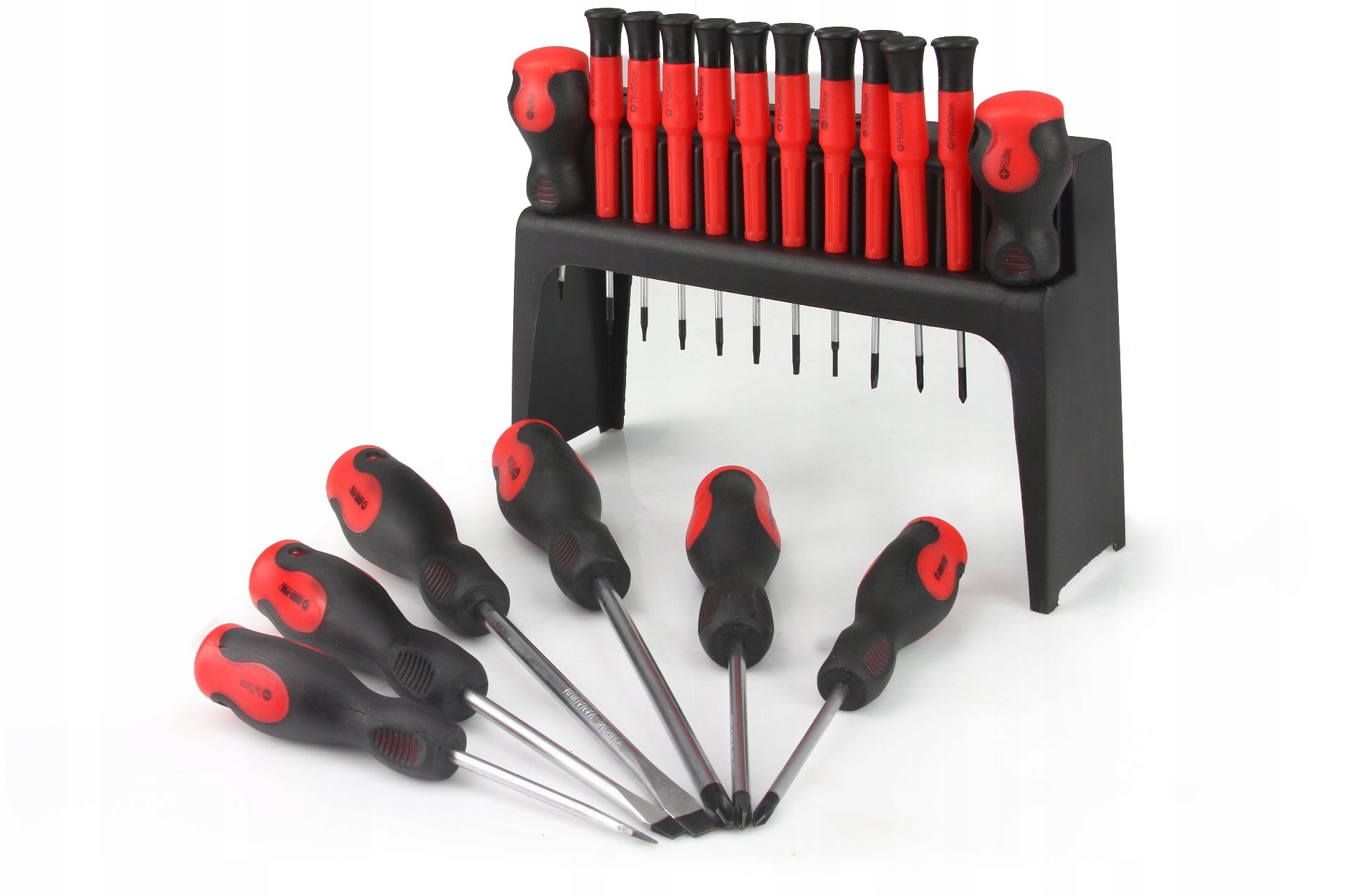 MAR-POL ZESTAW ŚRUBOKRĘTÓW WKRĘTAKÓW Z MAGNESEM 18 SZTUK NA STOJAKU M61008