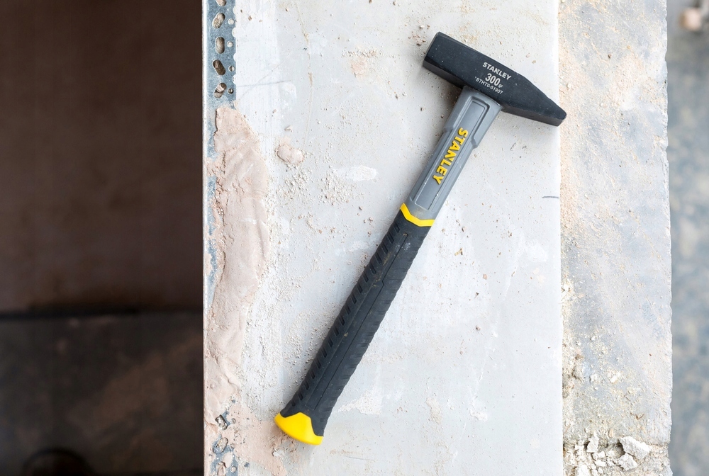 STANLEY 51-907 MŁOTEK ŚLUSARSKI FIBERGLASS 300g